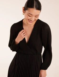 Metallic Chiffon Pleated Dress -Moda Ulla Shop BV2442 BLACK 4