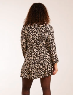 Shirring Elastic Sleeve Tier Mini Dress -Moda Ulla Shop SS23332 BLACK 19863