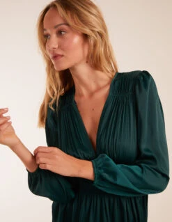 Long Sleeve V-Neck Mini Dress -Moda Ulla Shop bv234844 bottlegreen 38933 52b6fdff 5bc2 4bd2 a70a d461a13dc1e1