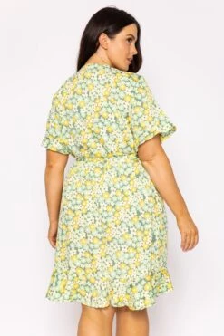 Vero Moda Curve Curve - Henna Dress In Green -Moda Ulla Shop carraig donn curve henna dress in green 670305