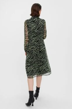Vero Moda Kaya Shirt Dress In Green Print -Moda Ulla Shop carraig donn kaya shirt dress in green print 475629