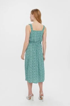 Vero Moda Sleeveless Dress In Green Print 9 Vero Moda Sleeveless Dress In Green Print -Moda Ulla Shop carraig donn sleeveless dress in green print 407256