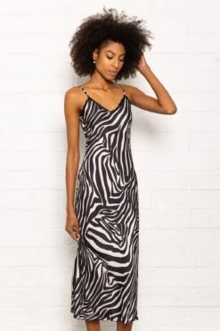 Valentina Midi Dress In Zebra Print 25 Valentina Midi Dress In Zebra Print -Moda Ulla Shop carraig donn valentina midi dress in zebra print 170628